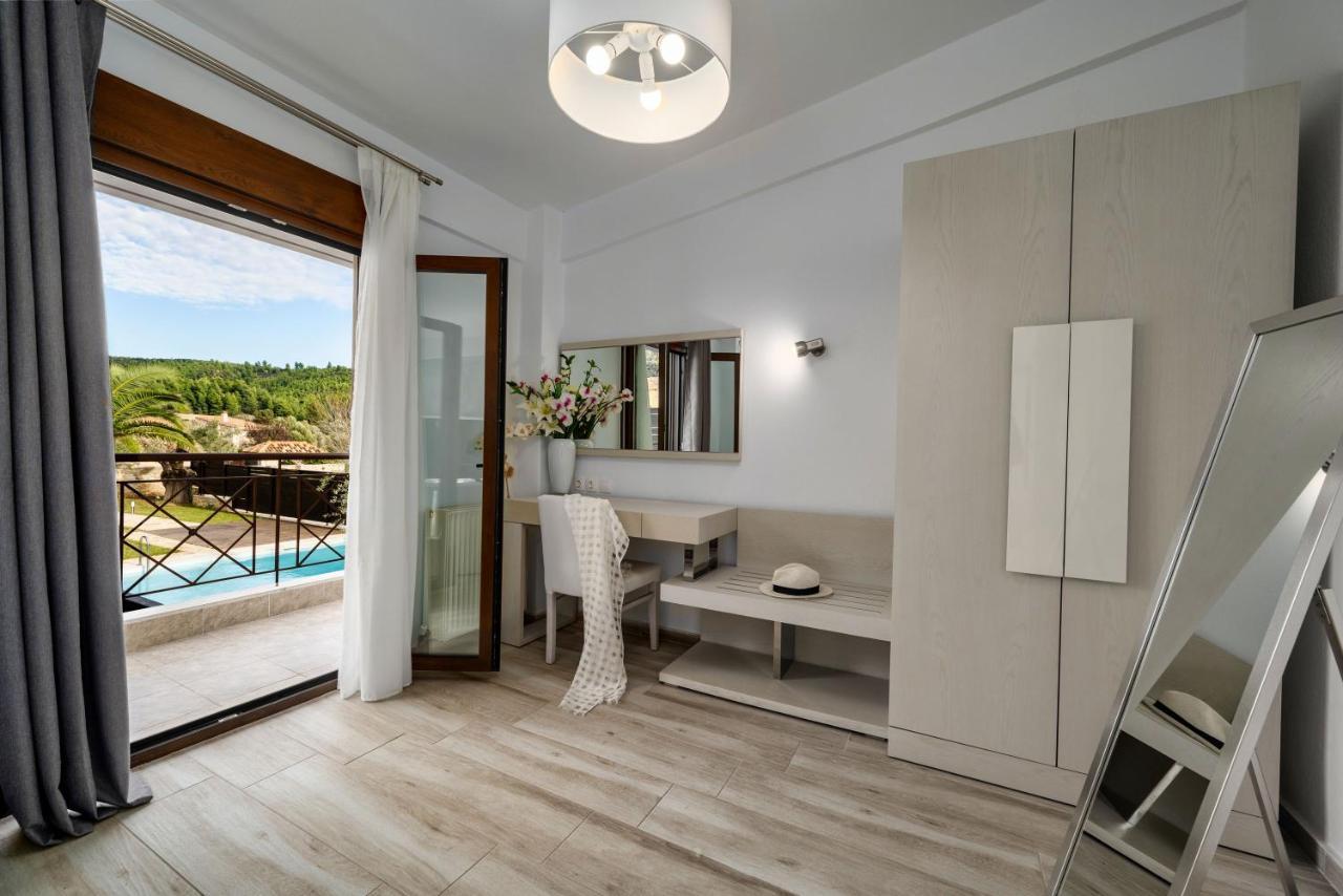 Palmrise Luxury Villas By Travel Pro Services - Nea Skioni Halkidiki מראה חיצוני תמונה