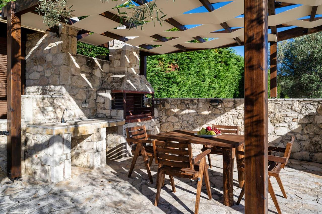 Palmrise Luxury Villas By Travel Pro Services - Nea Skioni Halkidiki מראה חיצוני תמונה